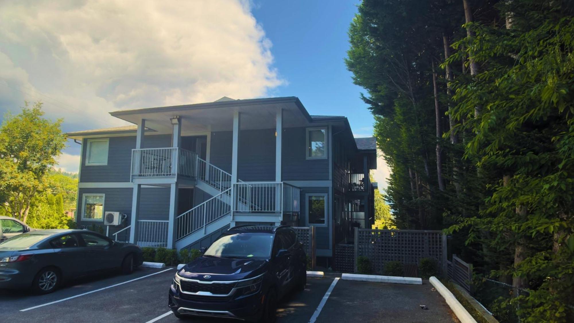 Gibsons Landing Inn Eksteriør billede